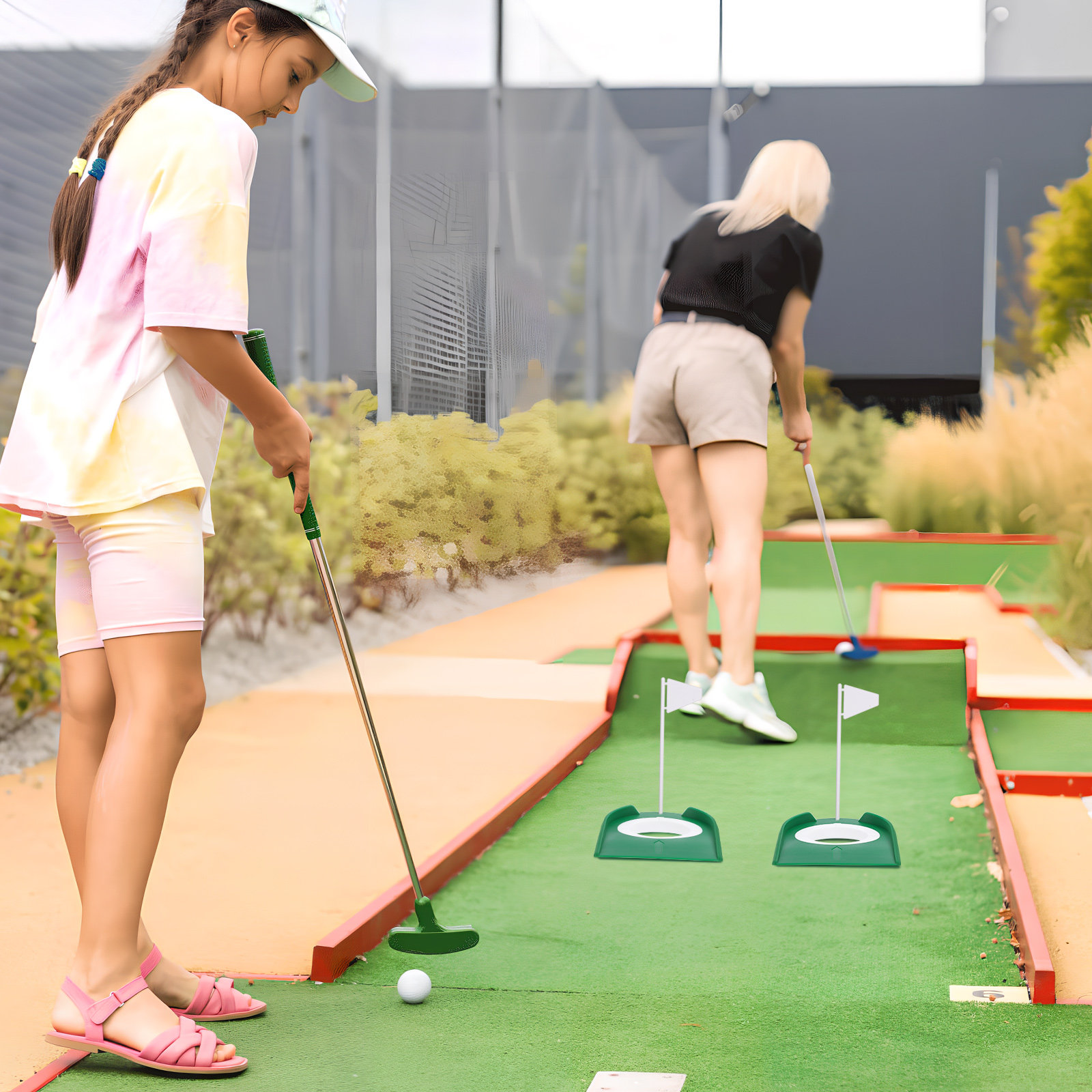 Golf Equipment For Beginners - 2Pcs Golf Putting Cups Lightweight Portable